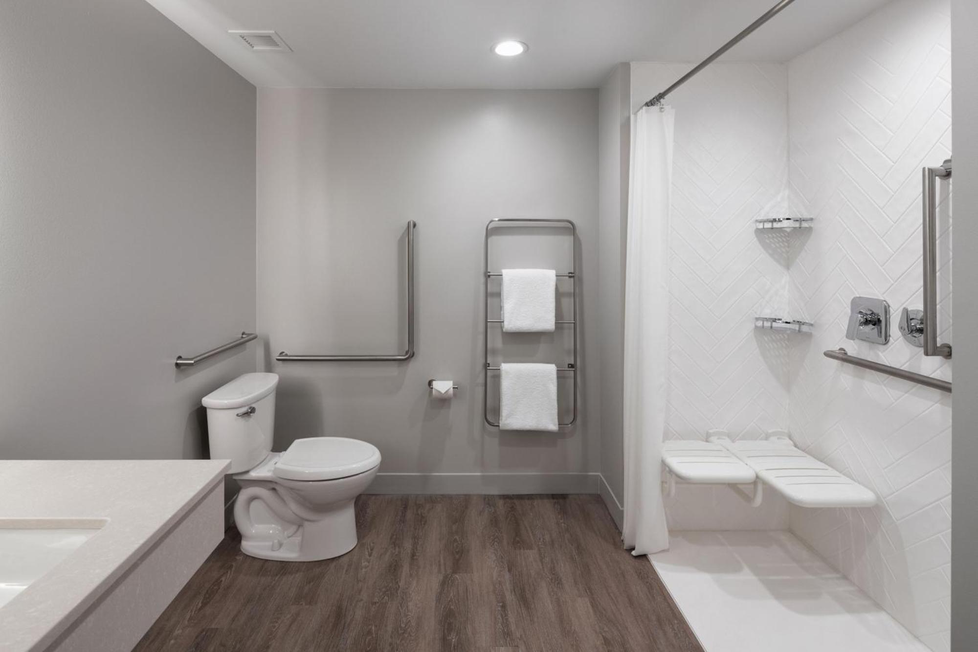 Towneplace Suites By Marriott West Kelowna Buitenkant foto